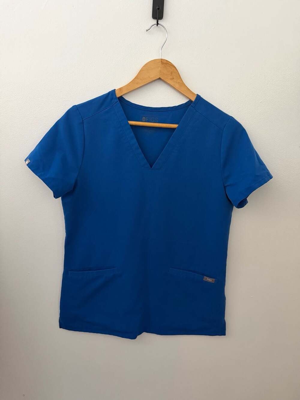 FIGS Scrub Top V-Neck Blue sz XS